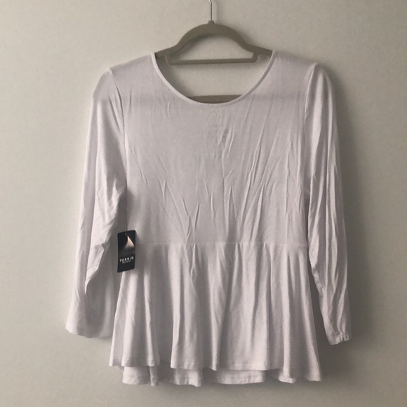 *NWT* SUPER SOFT BLACK OR WHITE SURPLICE PEPLUM TOP - Picture 12 of 14